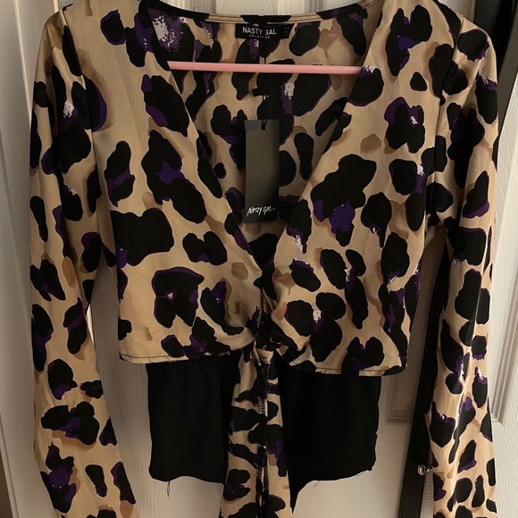 NWT Nastygal Leopard print bodysuit - Picture 2 of 3